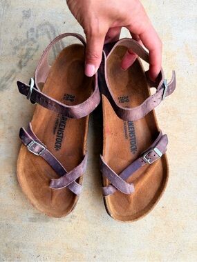Birkenstock 39 100% Leather